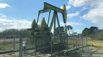 puits de pétrole de Parentis en Born