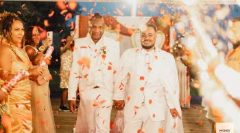 Épisode : n°4 - Le Mariage de Eymerick et de Fabrice Un amour qui s'écrit enfin au grand jour ! ❤️🌈   Samedi 28 février à 19h50 sur Réunion la 1ère, plongez-vous au cœur de l'histoire d'Eymerick et Fabrice dans "Lamour lé Dou".  Rocaya nous emmène à la rencontre de Eymerick et Fabrice. Si leur relation s'est construite sur plusieurs années, leur vie commune est récente, puisqu'ils partagent le même toit depuis un an.