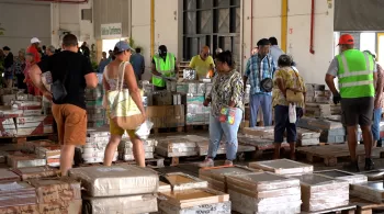Les Nouveaux Défis, votre rendez-vous avec l’économie de La Réunion, fait sa rentrée. Chaque mois, Stéphanie Joannès vous invite dans les coulisses des entreprises et des industries de notre île à la découverte des secrets de la production locale et à la rencontre des hommes et des femmes qui font vivre l’économie. Portraits, métiers, innovation, économie circulaire, environnement, vous le verrez, les défis à relever sont nombreux dans nos entreprises locales. Un magazine proposé par l’ADIR, avec le soutien