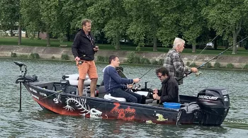 La Tête à l'Endroit à Mâcon