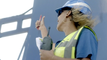 Quai des Brunes, femmes dockers de La Réunion