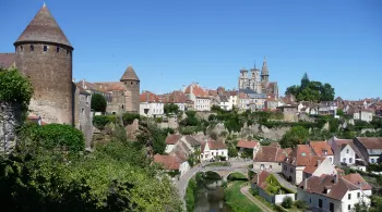 Semur-en-Auxois 