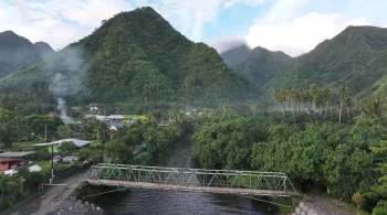 TEAHUPO’O, DERRIÈRE LA VAGUE OLYMPIQUE © Zeta Productions