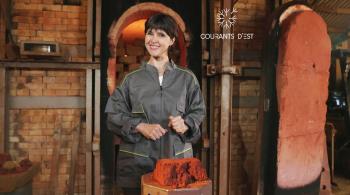 Carine Aigon, au cœur des Ardennes, découvre le moulin à couleurs d’Ecordal, fabrique de pigments naturels