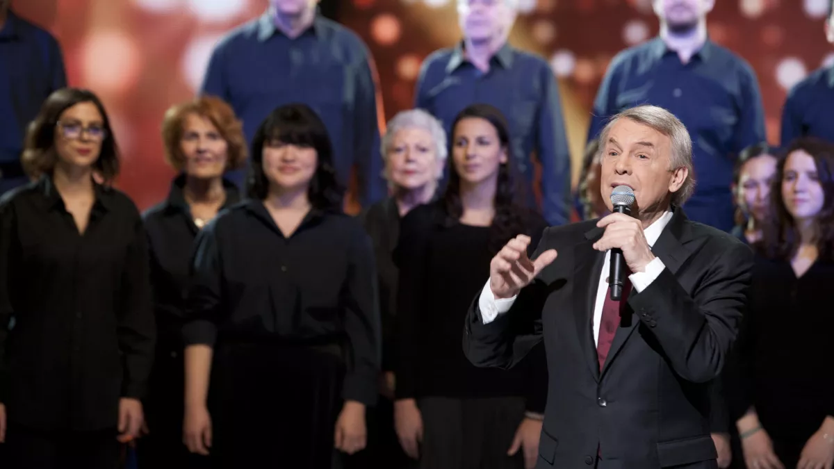 300 CHOEURS CHANTENT LES ANNEES 70