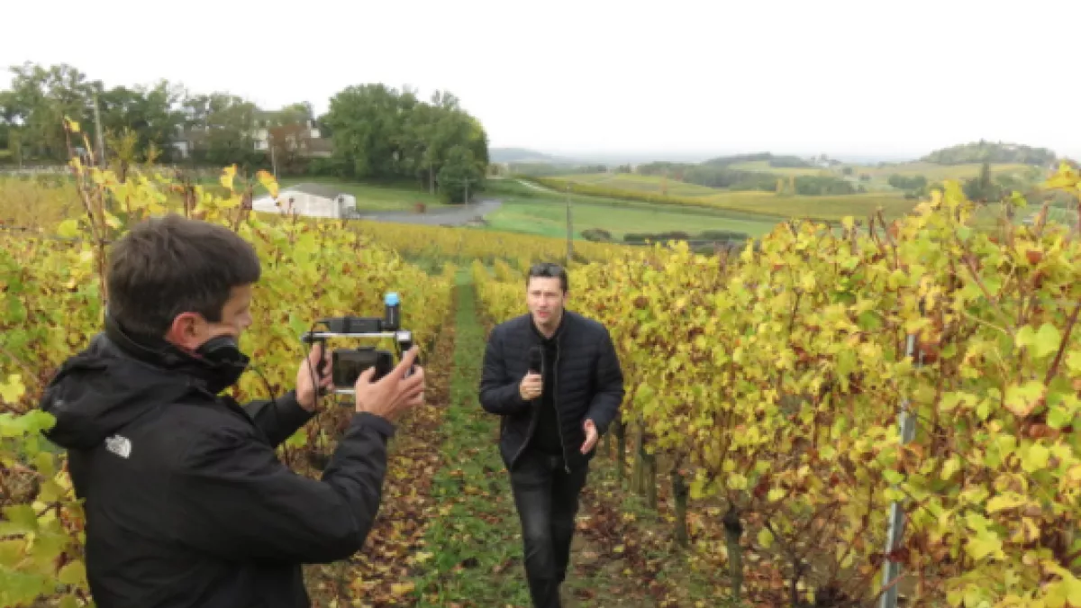 Equipe Côté Châteaux au coeur de l'appellation Monbazillac Equipe Côté Châteaux au coeur de l'appellation Monbazillac