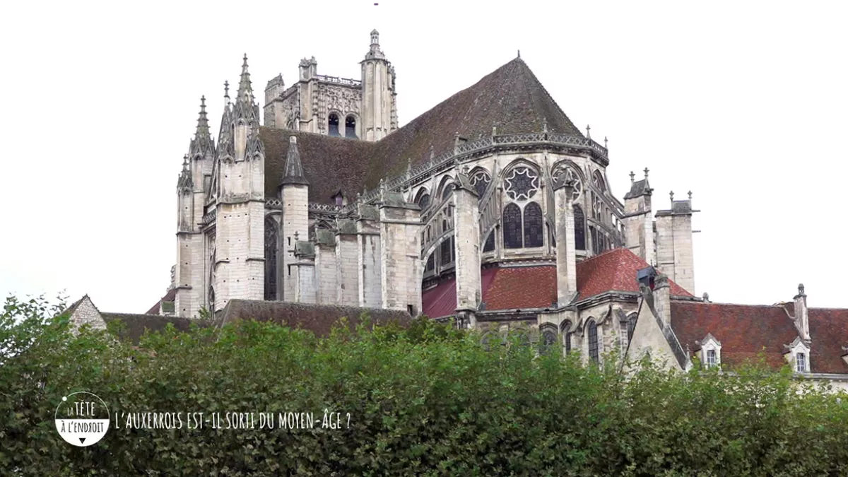 La Tête à l'Endroit dans l'Auxerrois La Tête à l'Endroit dans l'Auxerrois