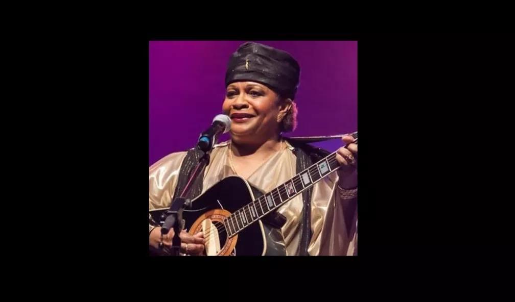 Sylviane Cédia, Auteure-compositrice-interprète