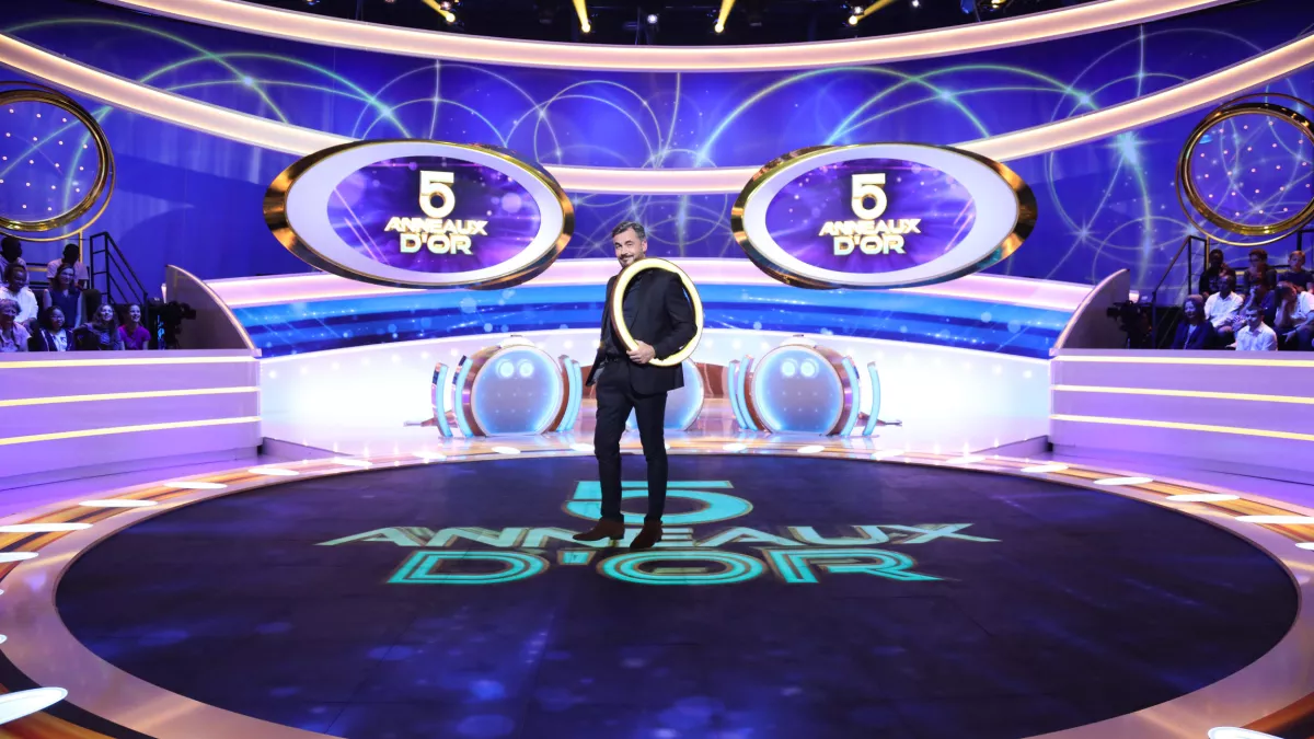 5 ANNEAUX D'OR