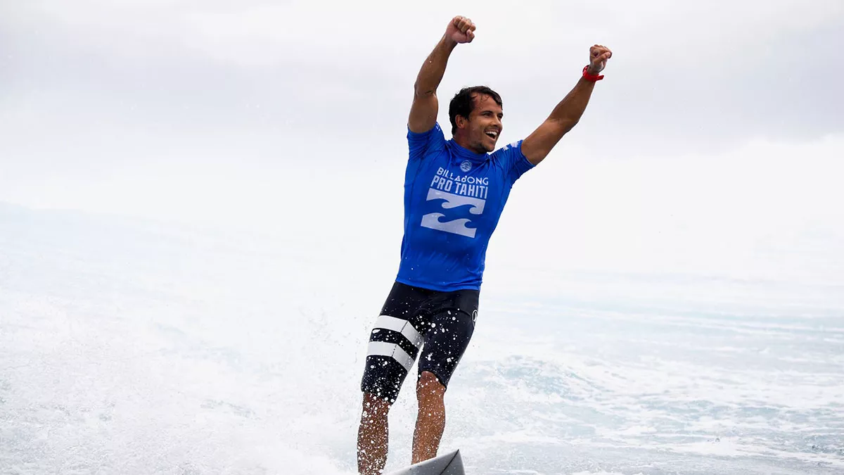 JulianWilson_BillabongProTahiti2017_Miller2