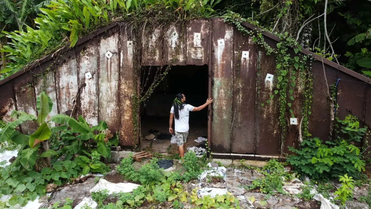 Sur les traces des GI à Bora Bora Un film écrit et réalisé par Lionel Boisseau