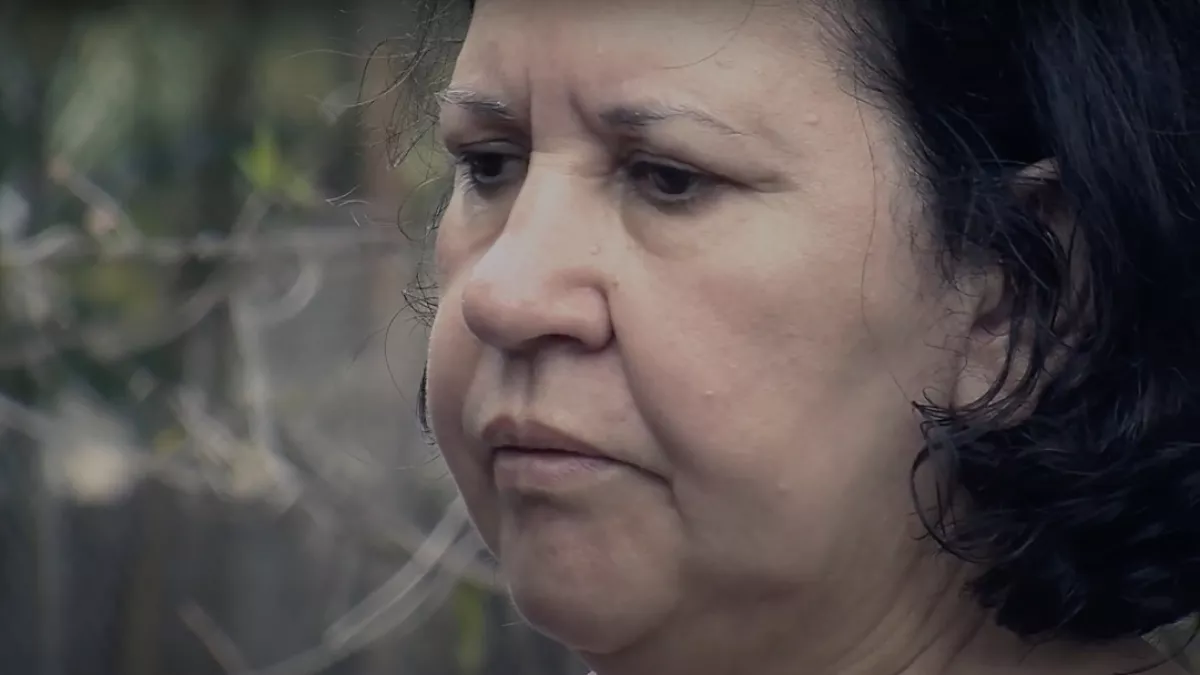 Documentaire de Rafick Affejee. France (2020). Durée : 46 minutes. Marie-Noëlle a quitté l’île de la Réunion en 1976. Elle avait 20 ans quand elle est arrivée à Paris. Aujourd’hui, elle contemple souvent l’idée de retourner vivre sur son île mais le contraste avec 