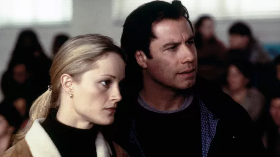 Photo L'intrus @2001 by Paramount Pictures. All Rigths Reserved