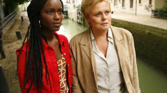 PASSAGE DU DÉSIR- TÉLÉFILM AVEC MURIEL ROBIN ET FATOU N'DIAYE