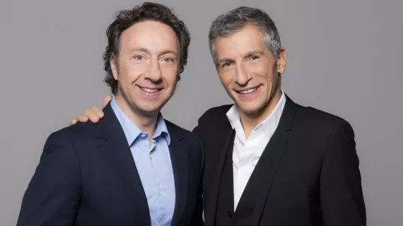 TOUT LE MONDE JOUE AVEC LA FRANCE