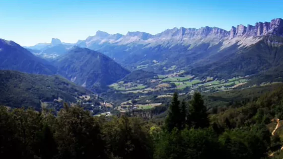 TRIEVES, LA NOUVELLE TERRE