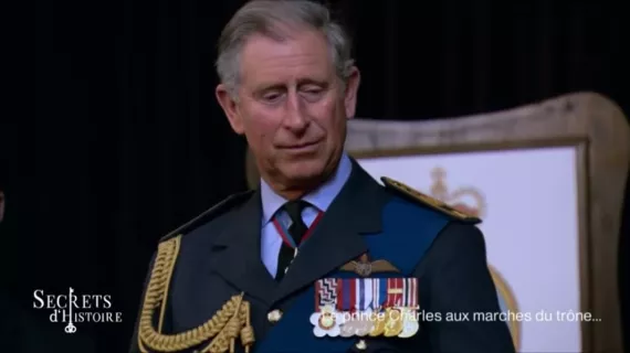 SECRETS D'HISTOIRE  Prince Charles, aux marches du trône…