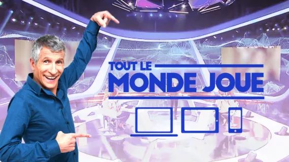 Tout le monde joue