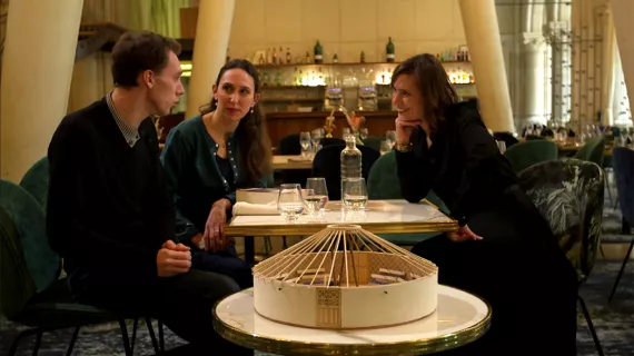 Mathilde Serrell, la comédienne Johanna Silberstein et le metteur en scène Matthieu Roy