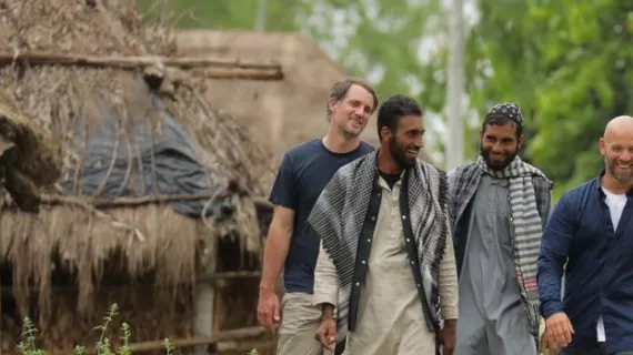 Rendez-vous en terre inconnue Avec Franck Gastambide chez les Van Gujjar