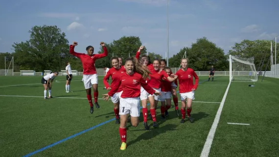 LES ATTAQUANTES