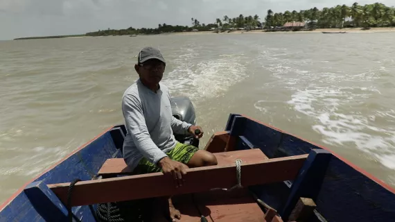 TROIS NUANCES DE BLEU : GUYANE, l'AVENTURE OCEANE