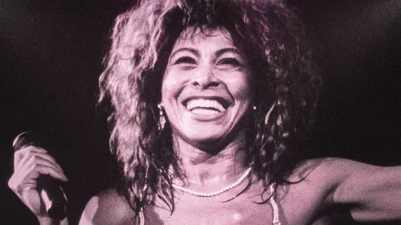 SIMPLY THE BEST : TINA TURNER EN HERITAGE © Entertain Me Publising LTD