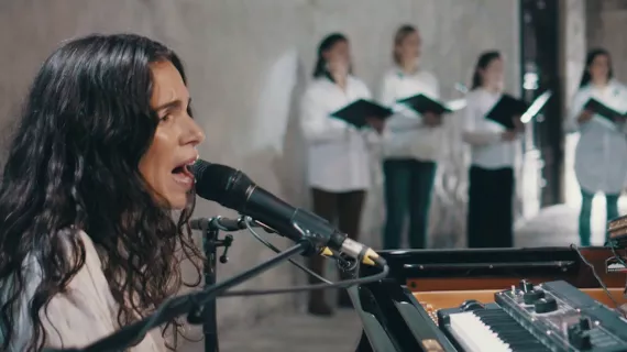 Yael Naim et ensemble ZENE