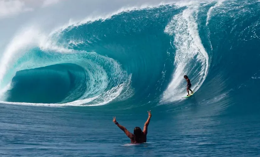 © Vice TV, Pacific TV production et Tamtam stories À la recherche de Teahupo'o