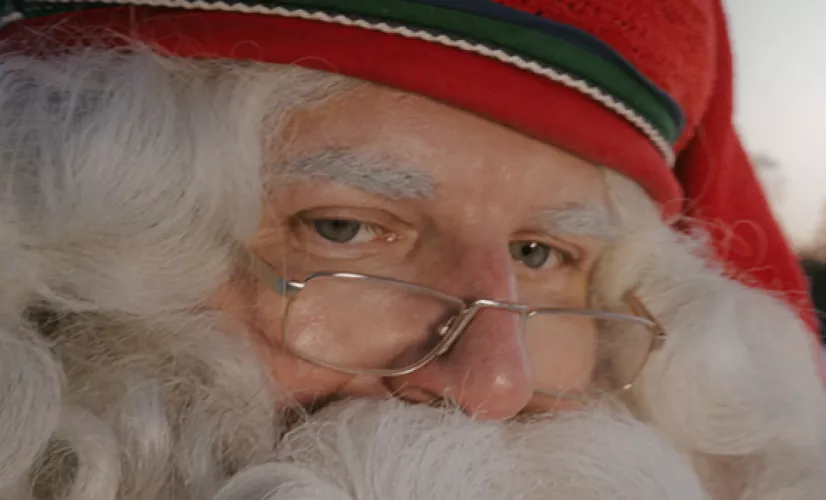 Qui veut brûler le Père Noël ? Qui veut brûler le Père Noël ?