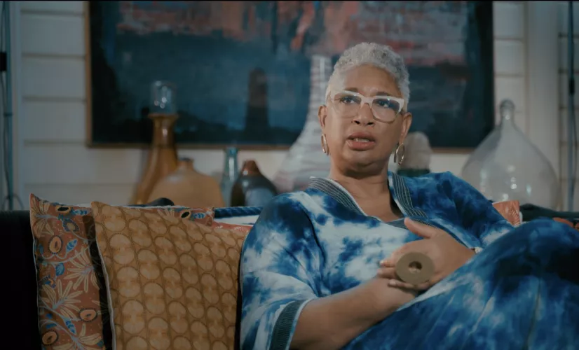 Valérie John, la femme indigo ©BÉRÉNICE MÉDIAS CORP.  Valérie John, la femme indigo ©BÉRÉNICE MÉDIAS CORP.