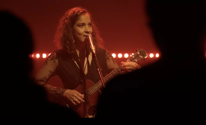 © Dérives productions Oriane Lacaille en live
