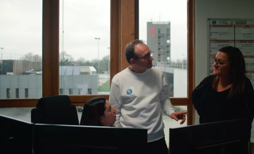 15, de jour comme de nuit