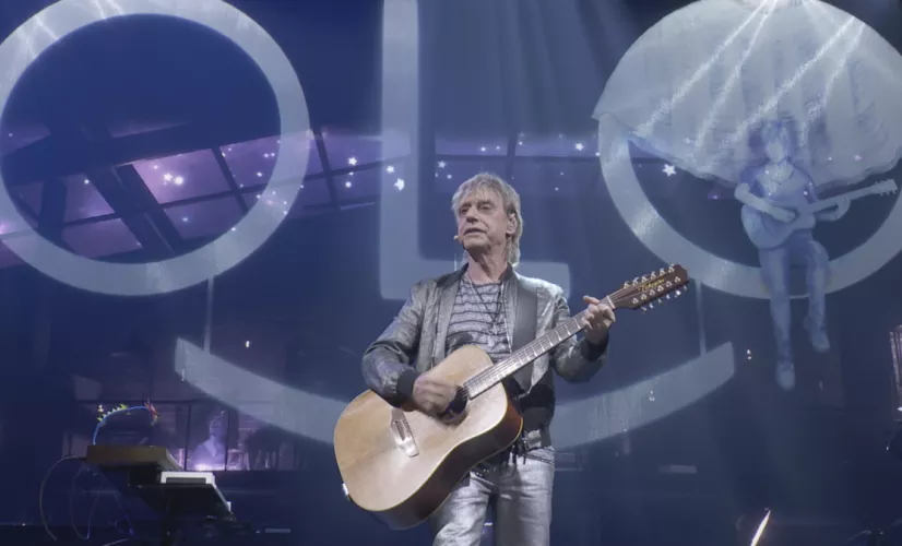 Réunion la 1ère  vous propose une soirée spéciale dédiée à Jean-Louis Aubert avec un concert au Zénith de Paris suivi d'un documentaire sur le groupe Téléphone ! 