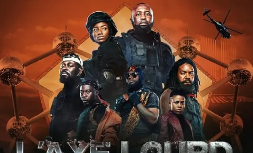 En 2035, au Njuana, un pays imaginaire d'Afrique de l'Ouest. Plusieurs années après avoir été déclarée disparue, une pierre d'une valeur inestimable refait surface. Un gang de criminels s'en prend au convoi militaire qui la transporte, mais doit affronter toute une unité d'élite qui la protège...