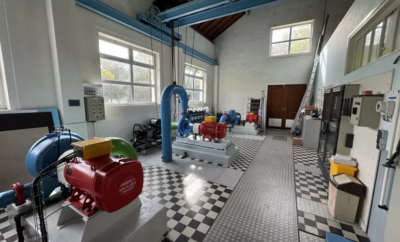 Dimanche en Politique