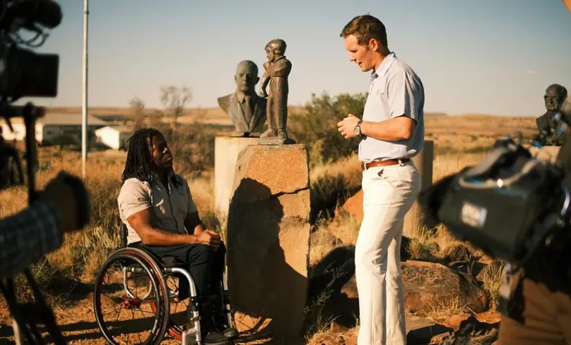 Un journaliste noir passe une semaine à Orania, en Afrique du Sud, une ville réservée aux Blancs en pleine expansion.