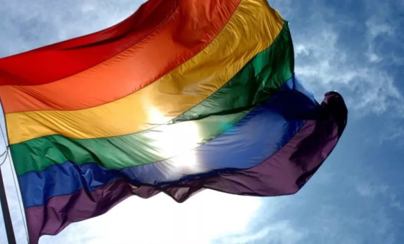DRAPEAU LGBT+