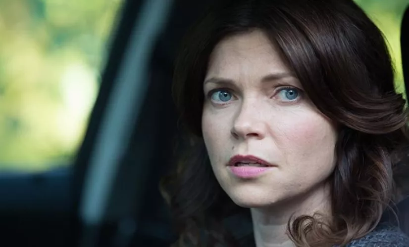 Les recherches obstinées d'une femme pour retrouver sa fille, à qui elle a donné naissance alors qu'elle était dans le coma.