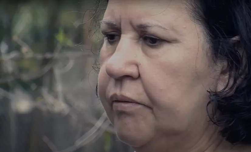 Documentaire de Rafick Affejee. France (2020). Durée : 46 minutes. Marie-Noëlle a quitté l’île de la Réunion en 1976. Elle avait 20 ans quand elle est arrivée à Paris. Aujourd’hui, elle contemple souvent l’idée de retourner vivre sur son île mais le contraste avec 