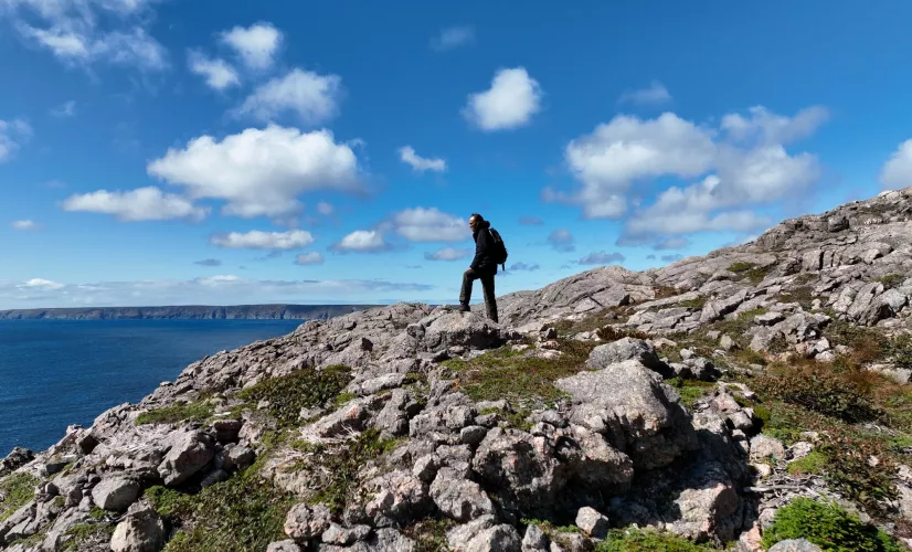 Les premiers Humains de Saint-Pierre et Miquelon / CARRIERE DE BOIS BRULES SPM©screenaddictprod