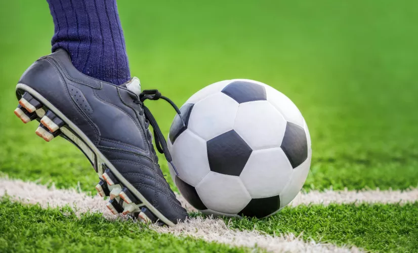 WEEK-END SPORTS FOOT